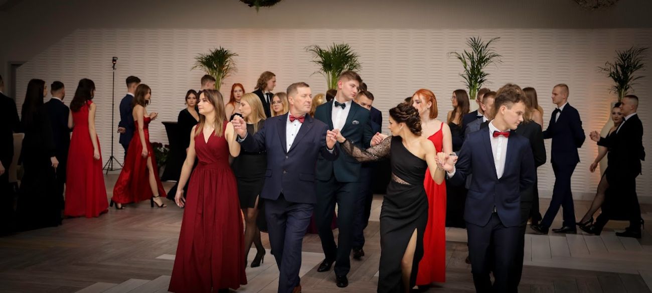 Studniówka Zawodówki. Zobacz zdjęcia