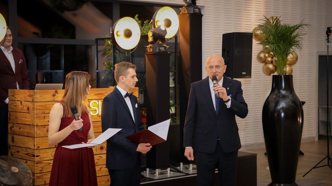 Studniówka Zawodówki. Zobacz zdjęcia