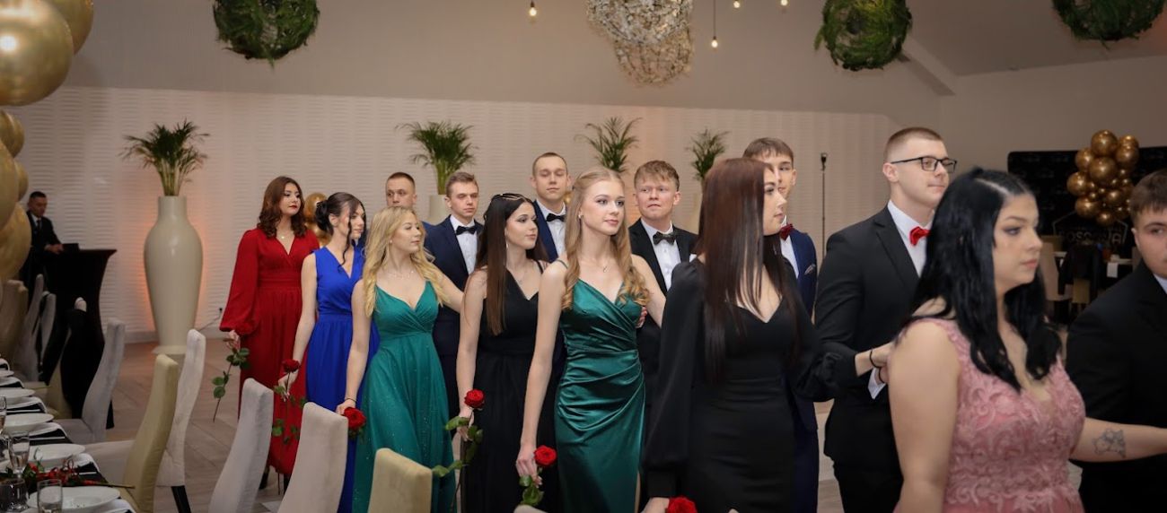 Studniówka Zawodówki. Zobacz zdjęcia