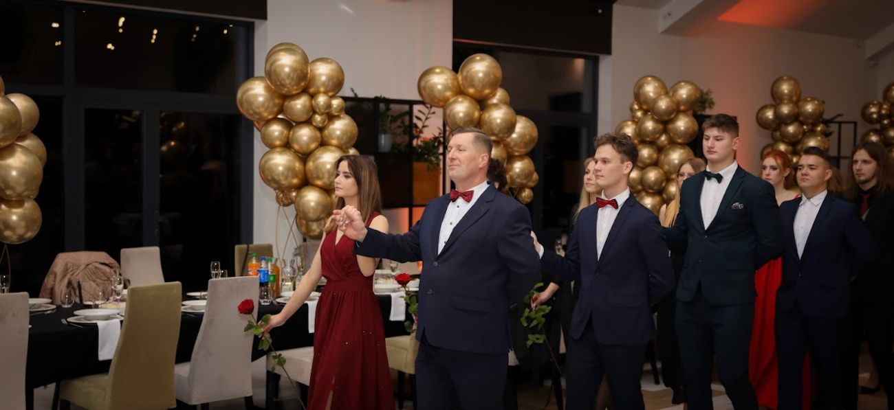 Studniówka Zawodówki. Zobacz zdjęcia