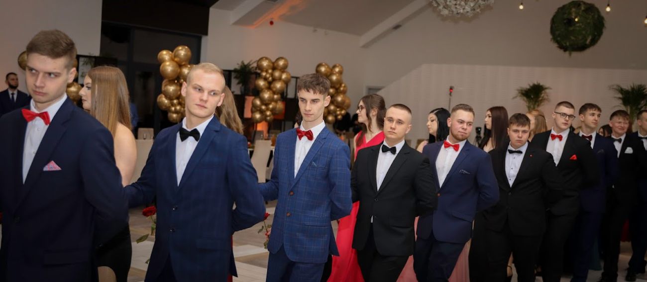 Studniówka Zawodówki. Zobacz zdjęcia