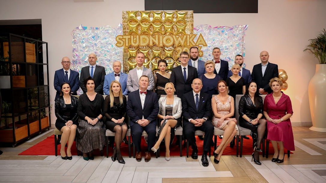 Studniówka Zawodówki. Zobacz zdjęcia