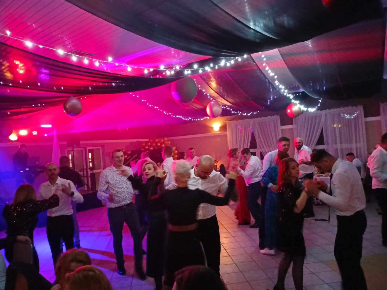 Super zabawa ze szkołą w Drążnej ZDJĘCIA