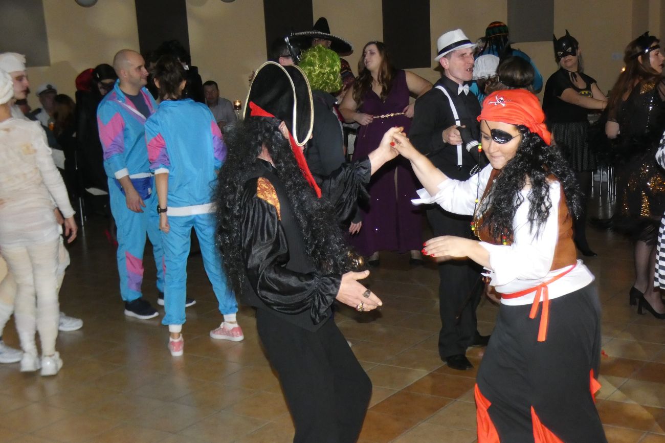 Niezwykły bal w Powidzu. Zobacz zdjęcia