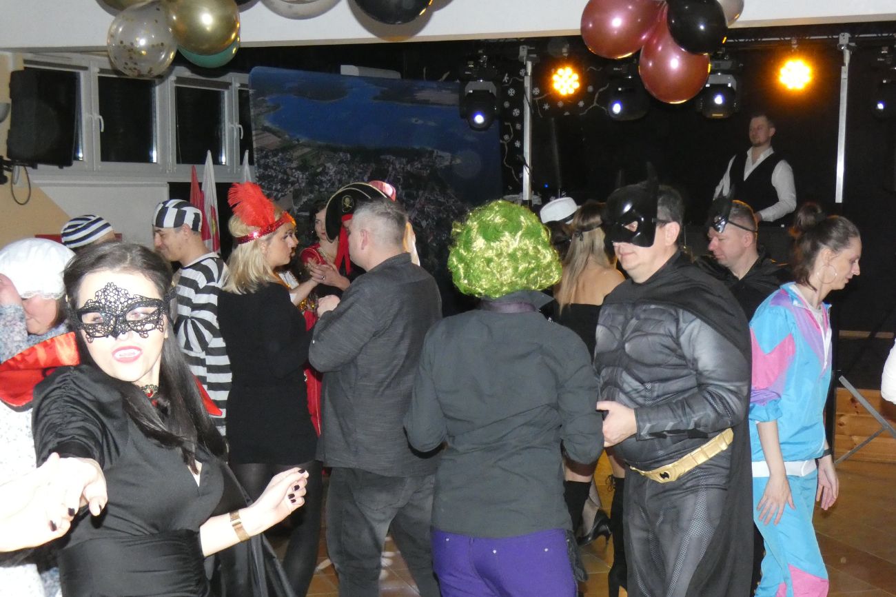 Niezwykły bal w Powidzu. Zobacz zdjęcia