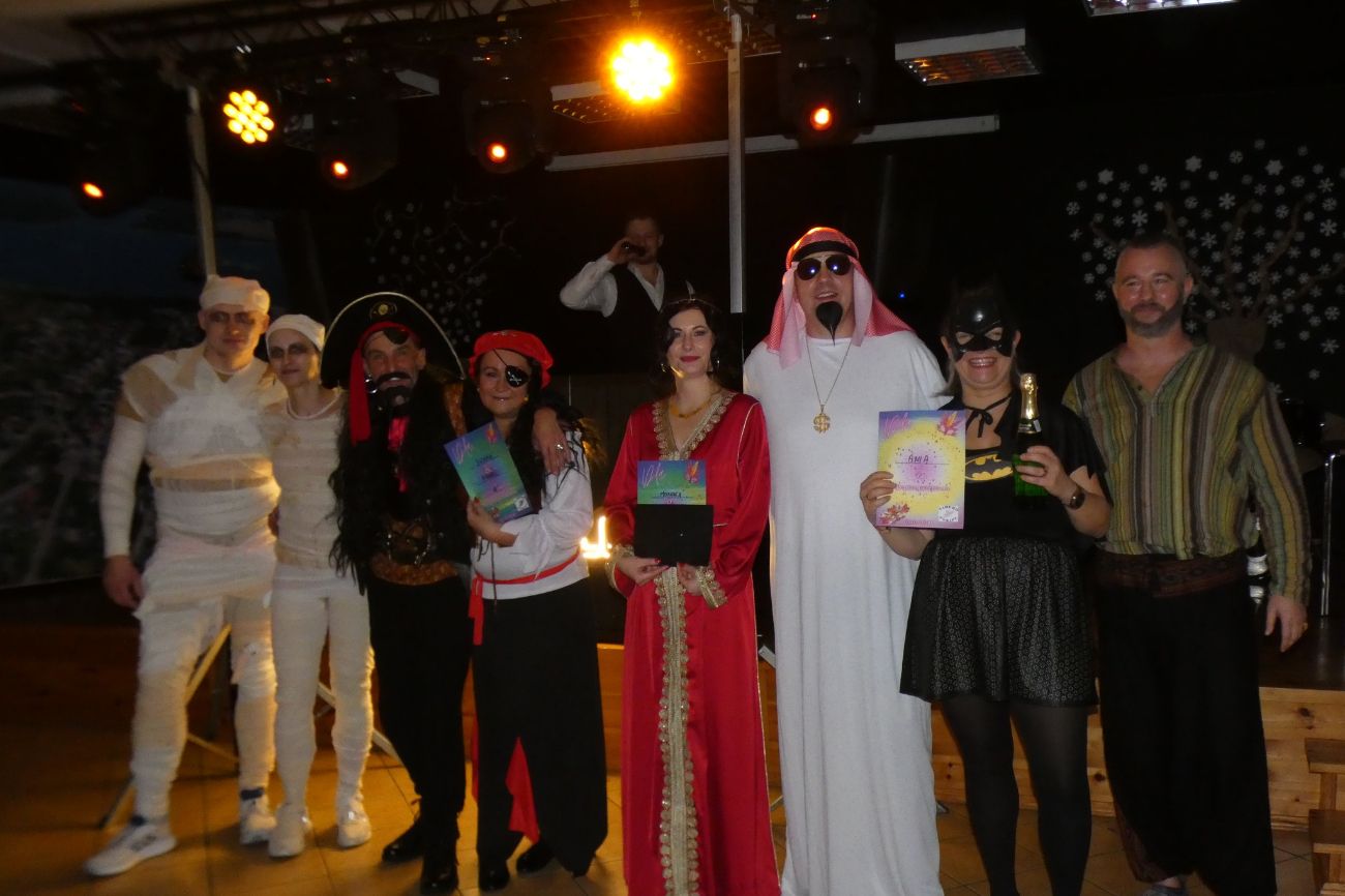 Niezwykły bal w Powidzu. Zobacz zdjęcia