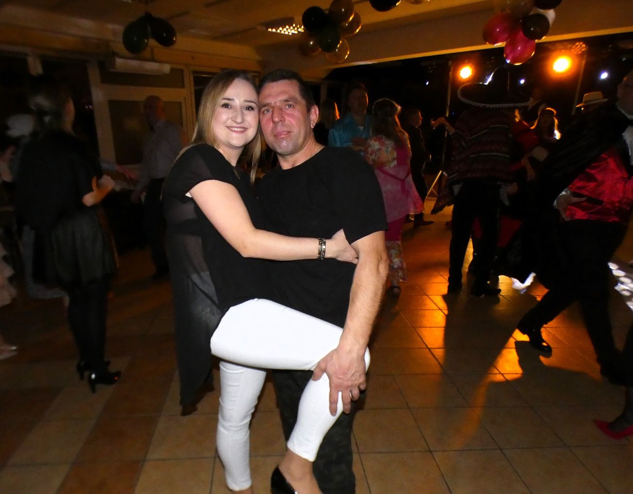 Niezwykły bal w Powidzu. Zobacz zdjęcia