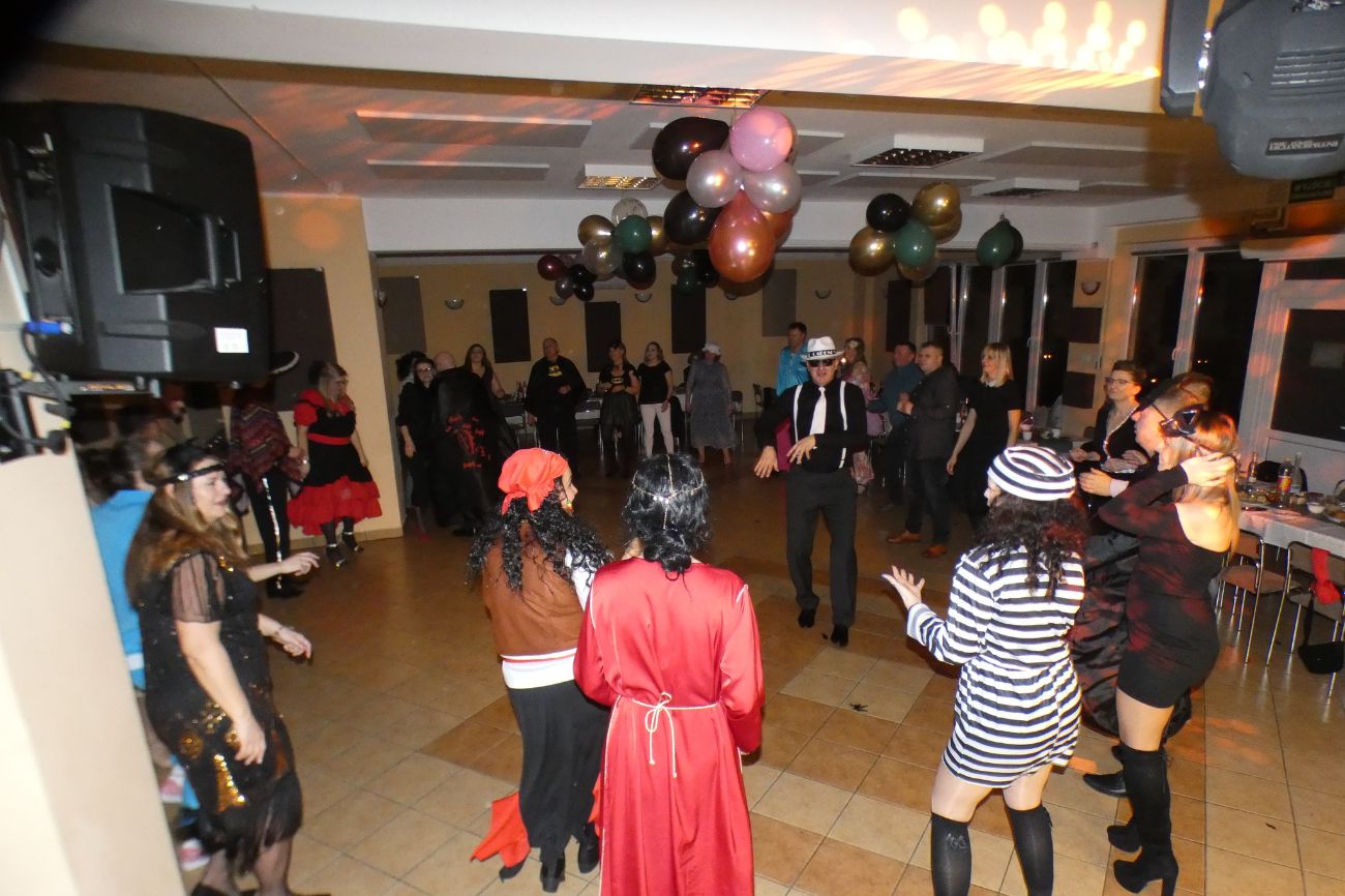 Niezwykły bal w Powidzu. Zobacz zdjęcia