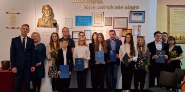 Adam ze średnią 6,0. W Trójce wręczono stypendia