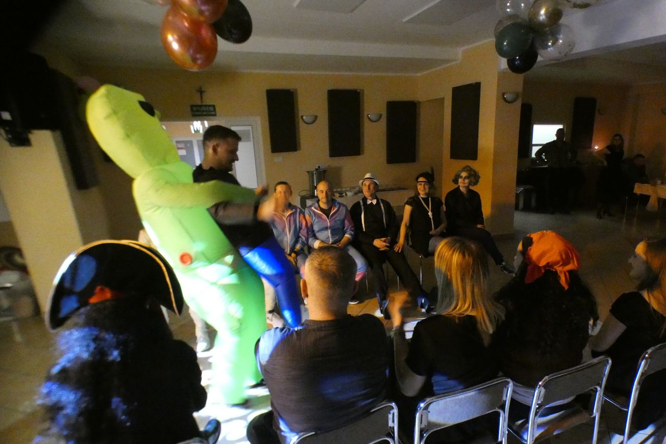 Niezwykły bal w Powidzu. Zobacz zdjęcia