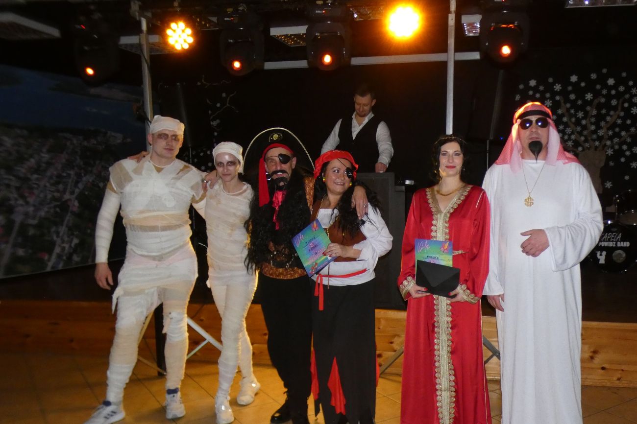 Niezwykły bal w Powidzu. Zobacz zdjęcia