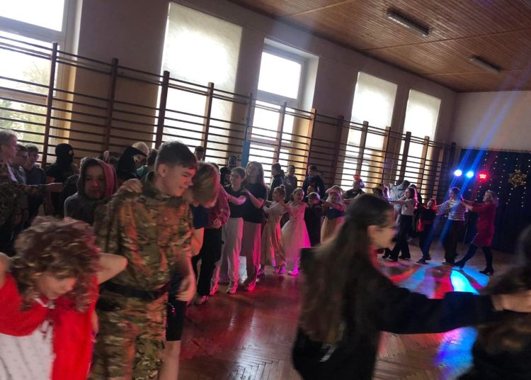 Bal w Cieninie Kościelnym