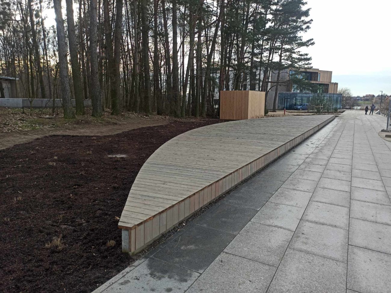 Jest pięknie nad jeziorem. Koniec prac ZDJĘCIA