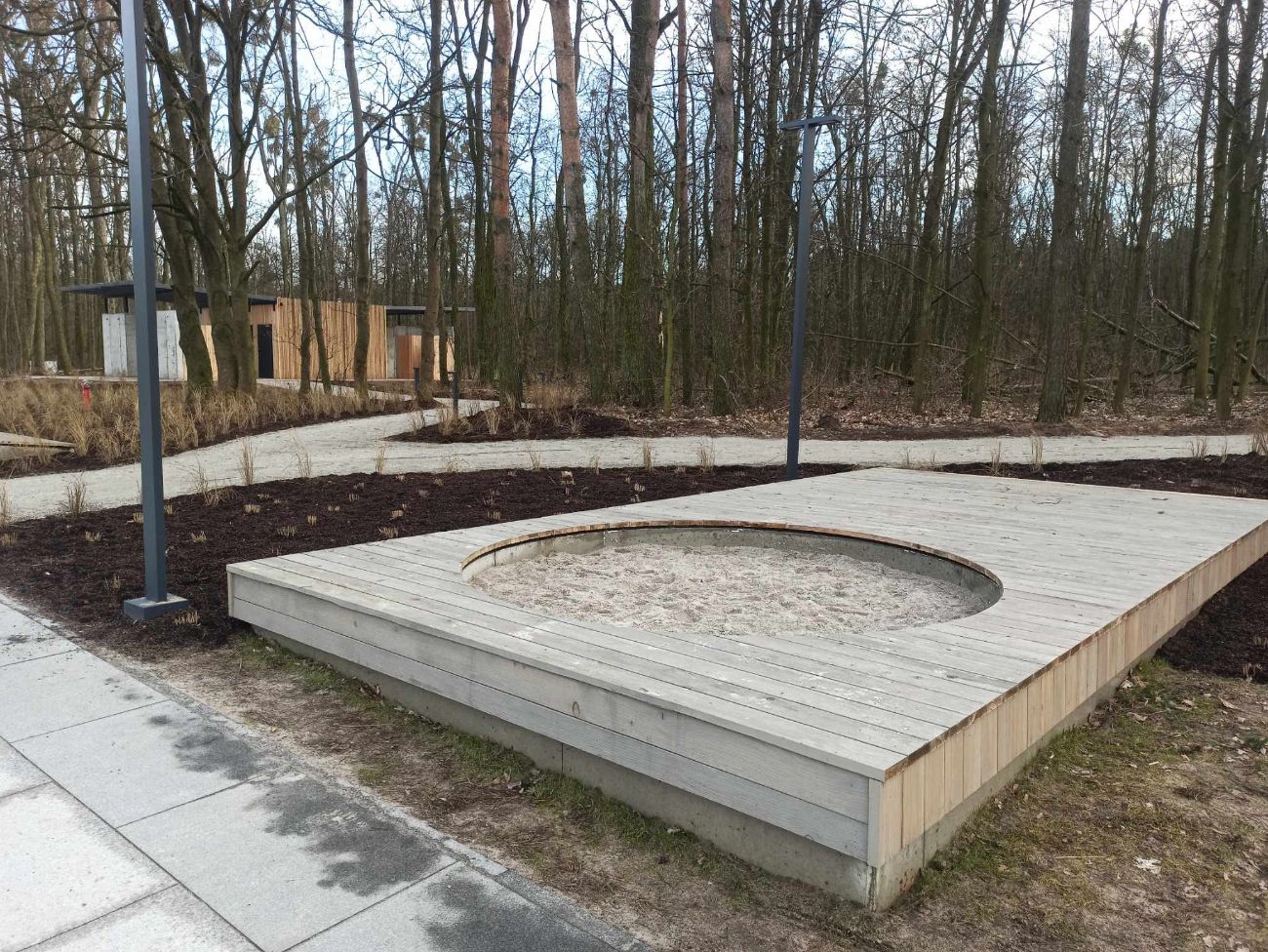 Jest pięknie nad jeziorem. Koniec prac ZDJĘCIA