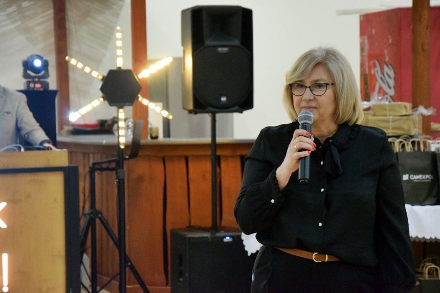 Dzień kobiet w Kornatach. Bawili się i pomagali