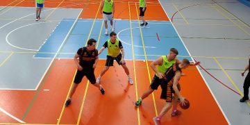 Zostało po jednej serii