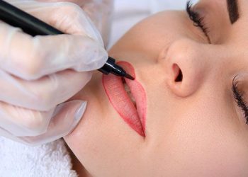 Sprzęt do wykonywania makijażu permanentnego: porady eksperckie odnośnie wyboru