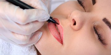 Sprzęt do wykonywania makijażu permanentnego: porady eksperckie odnośnie wyboru