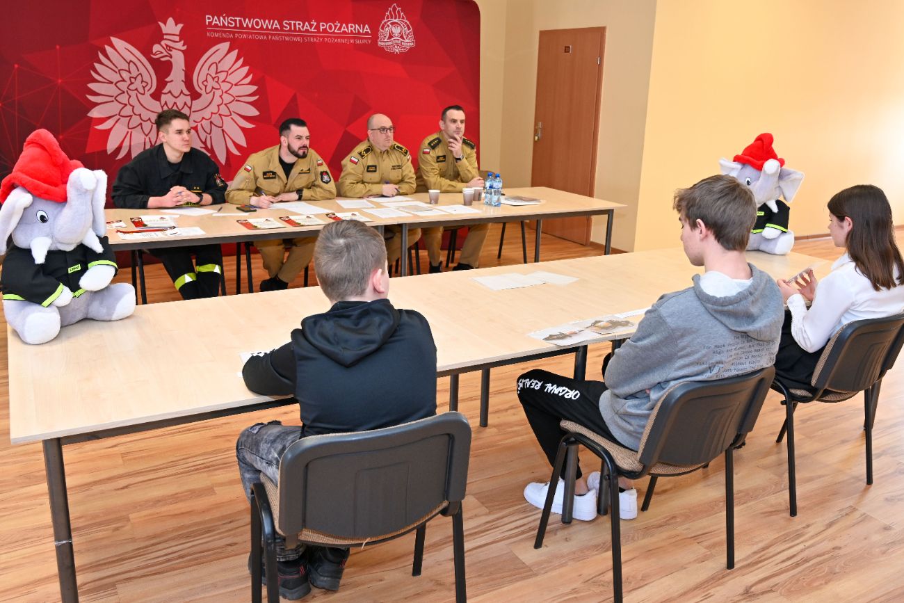 Wykazali się wiedzą pożarniczą