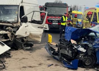 W busie były zakleszczone dwie osoby