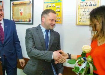 Kolejne 5 lat będzie dyrektorem