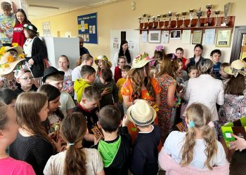 W Kotuni powitali wiosnę