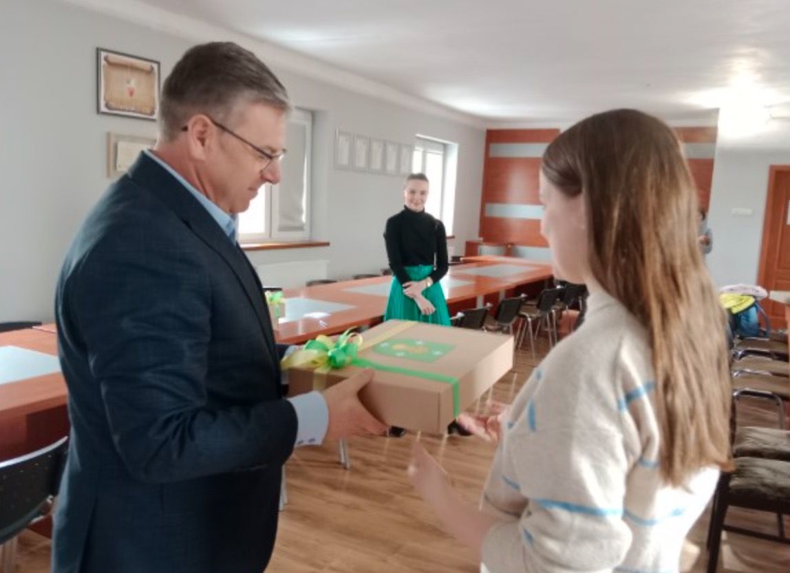 Witaj maluszku! Najmłodsi mieszkańcu dostali prezenty od gminy