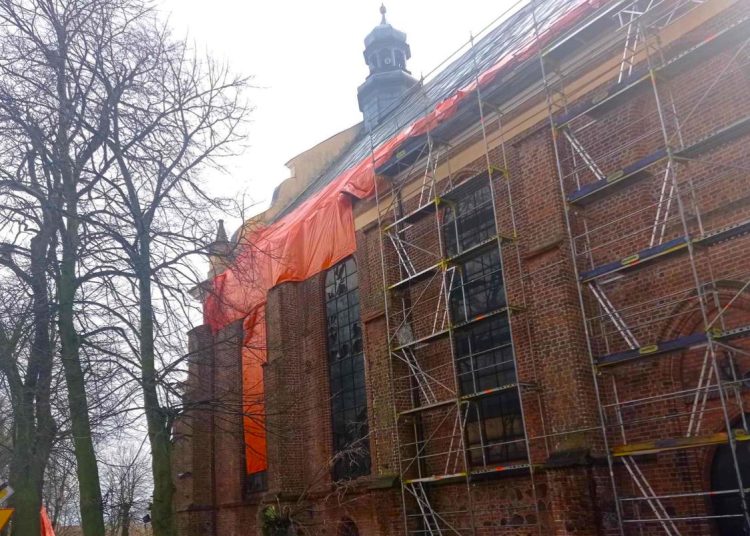 Kiedy znowu ruszą prace przy kościele?