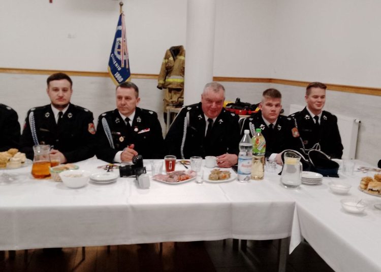 Druhowie z Ciążenia marzą o aucie i KSRG