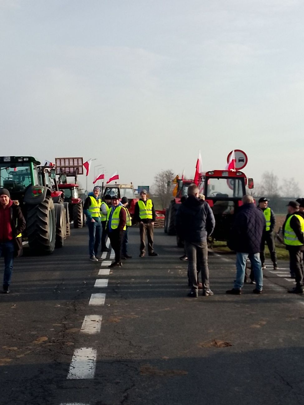 Rolnicy z Powiatu Słupeckiego protestują