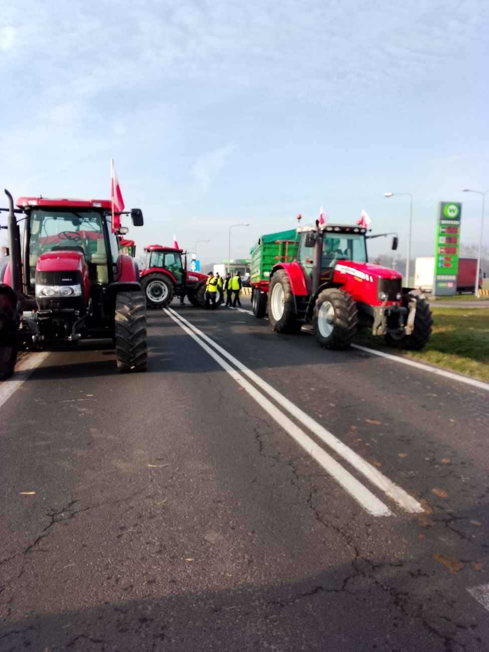 Rolnicy z Powiatu Słupeckiego protestują