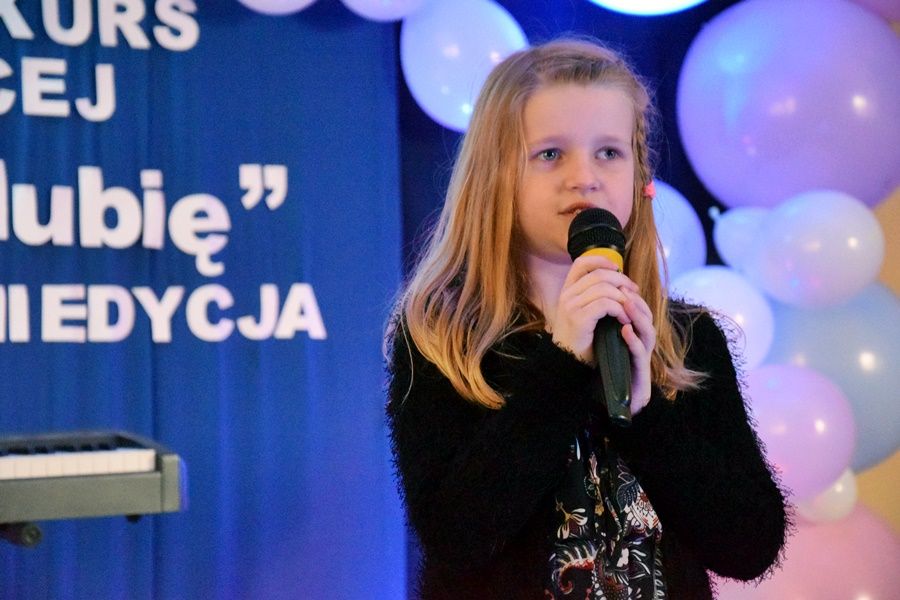 Najmłodsi ze Strzałkowa na scenie. Śpiewali, bo lubią