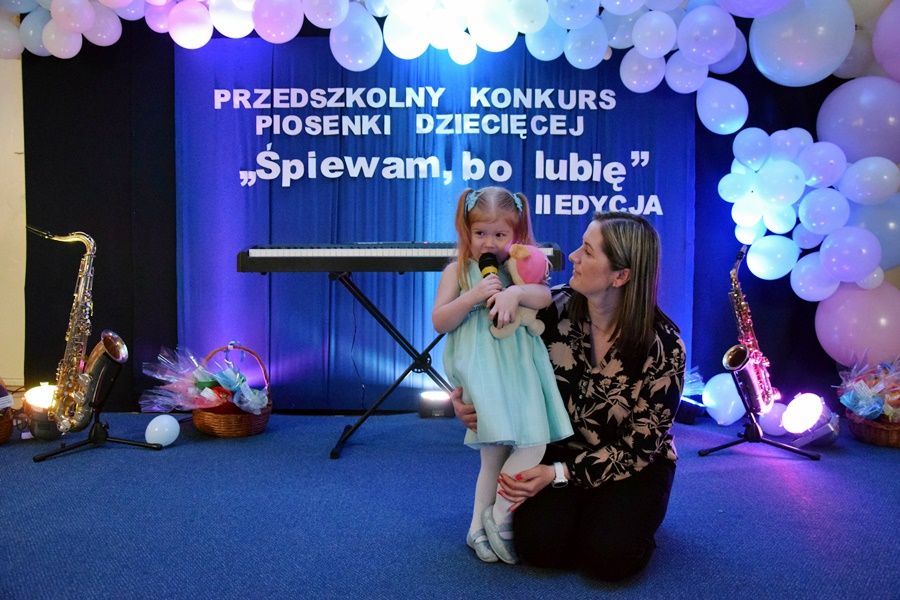 Najmłodsi ze Strzałkowa na scenie. Śpiewali, bo lubią