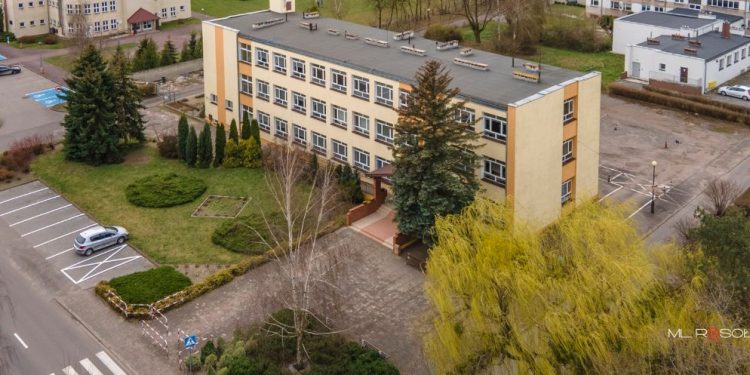 CKZiU użyczy działkę „Szansie”