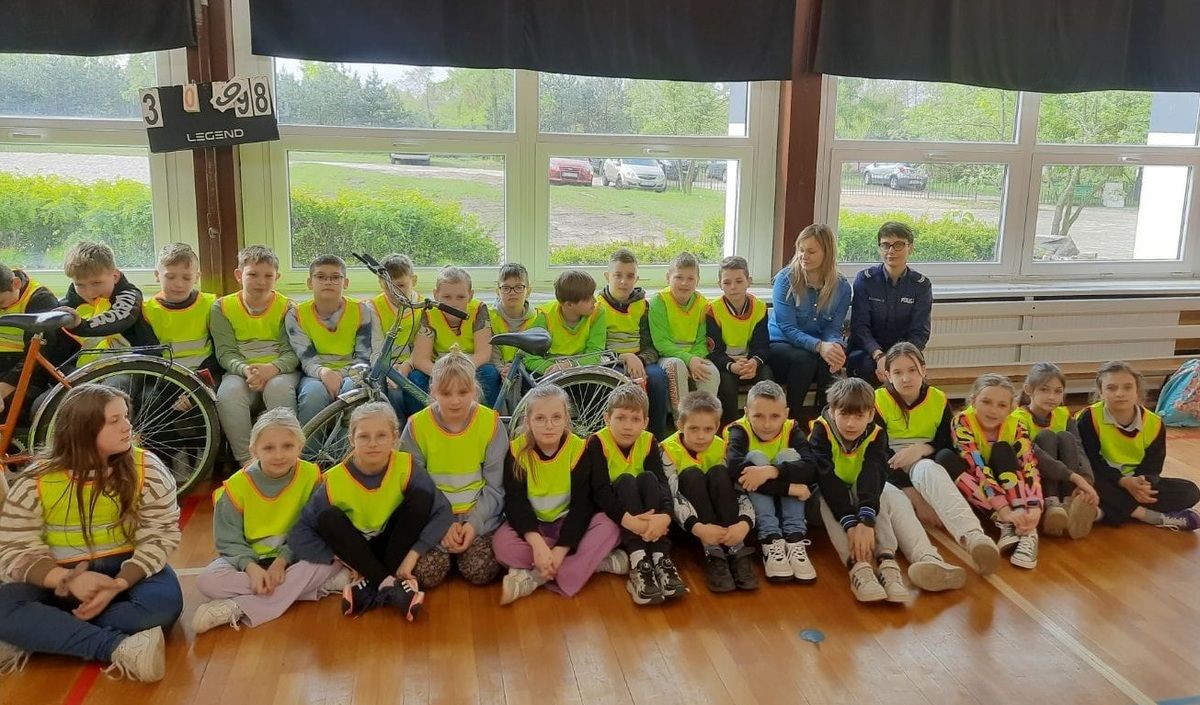 Jednośladem bezpiecznie do celu w Giewartowie