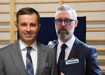 Wójt bratem dyrektora. Czy tak można?