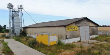 Komornik licytuje domy i grunty w powiecie słupeckim. Tanio