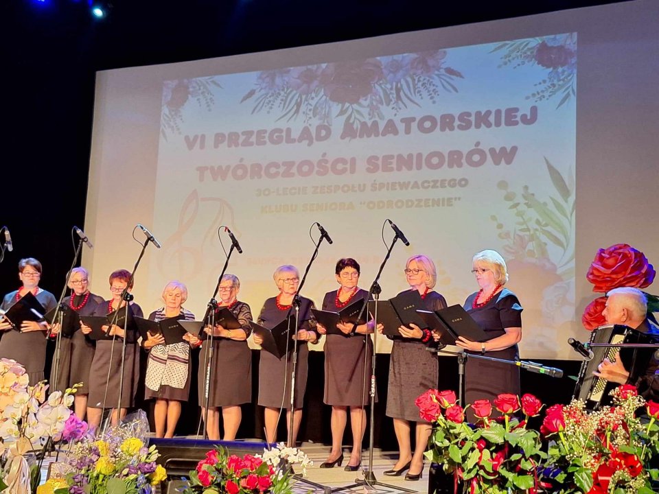 Klub seniora świętował. Zjechały się zespoły z powiatu i województwa
