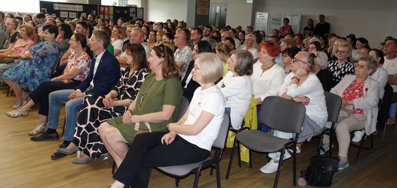 Znowu tłumy w bibliotece. Gościem Artur Barciś
