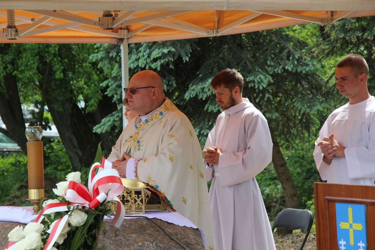 3 Maja w Mieczownicy ZDJĘCIA