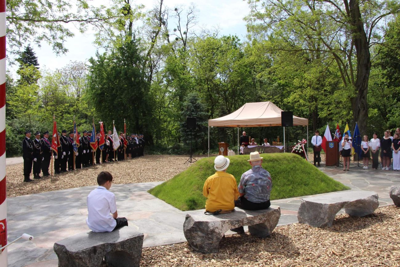 3 Maja w Mieczownicy ZDJĘCIA