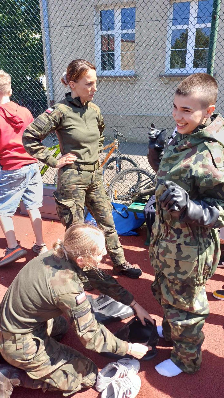 Edukacja z wojskiem w słupeckiej Jedynce