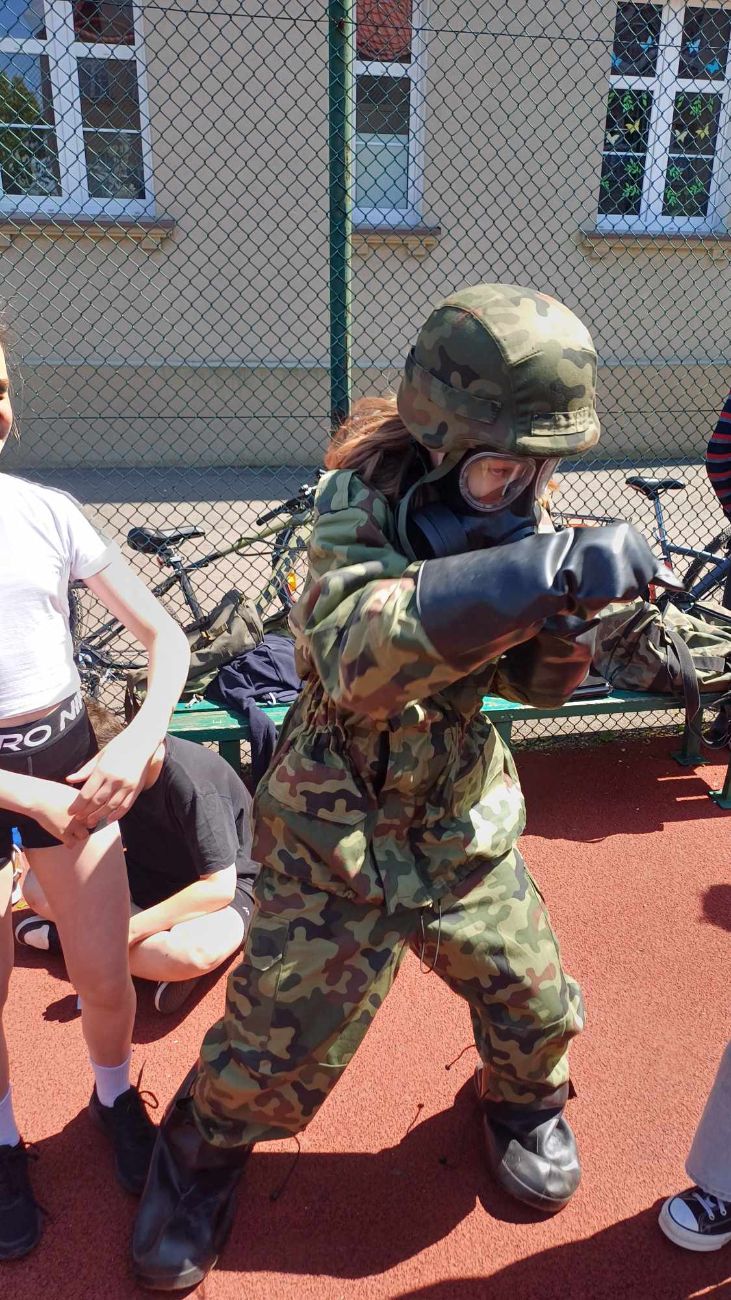 Edukacja z wojskiem w słupeckiej Jedynce