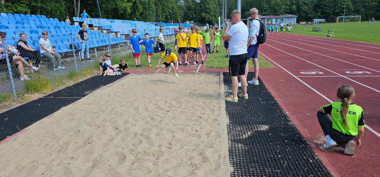 Jedynka i Strzałkowo mistrzami powiatu