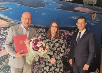 Były starosta na sesji w Powidzu. Nie bez powodu