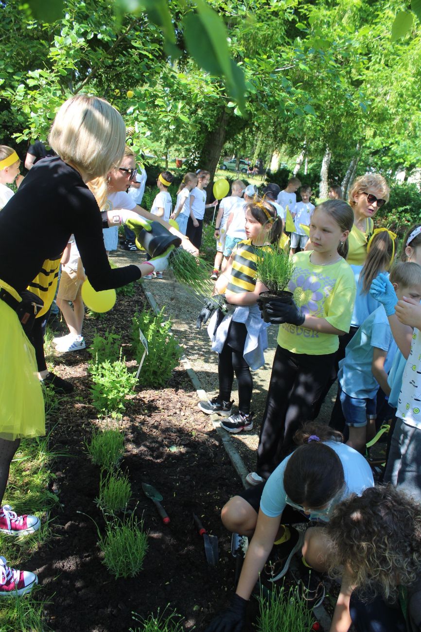 Uczniowie Jedynki w wyjątkowej akcji