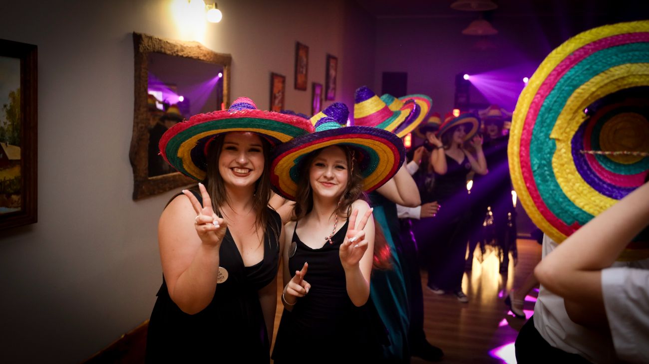 Bal Ósmoklasistów z Jedynki. Zobacz zdjęcia