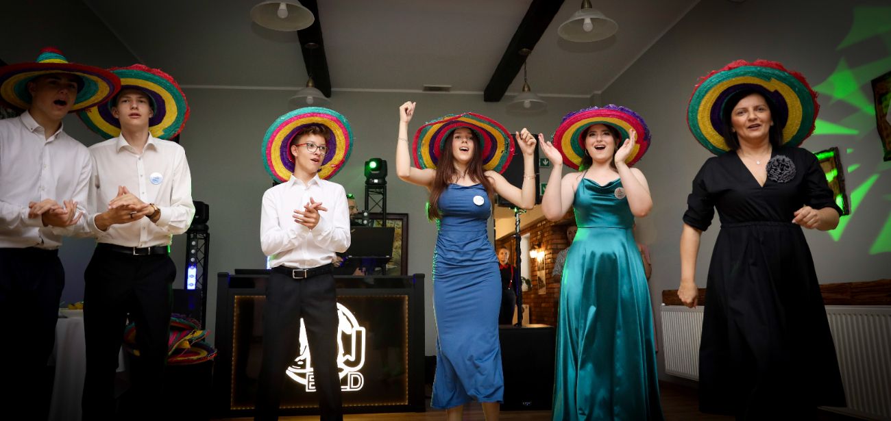 Bal Ósmoklasistów z Jedynki. Zobacz zdjęcia