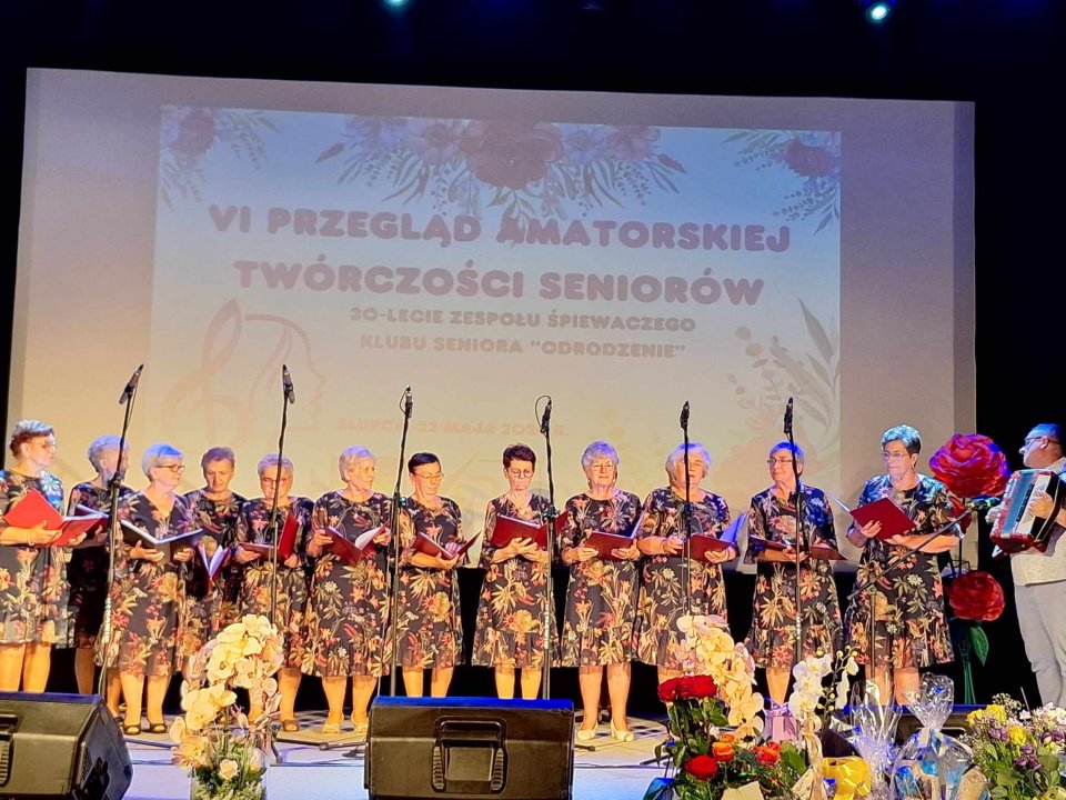 Klub seniora świętował. Zjechały się zespoły z powiatu i województwa