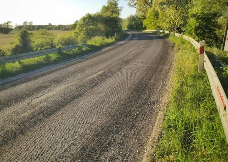 Ruszyły prace na drodze Ląd – Zagórów. Są utrudnienia